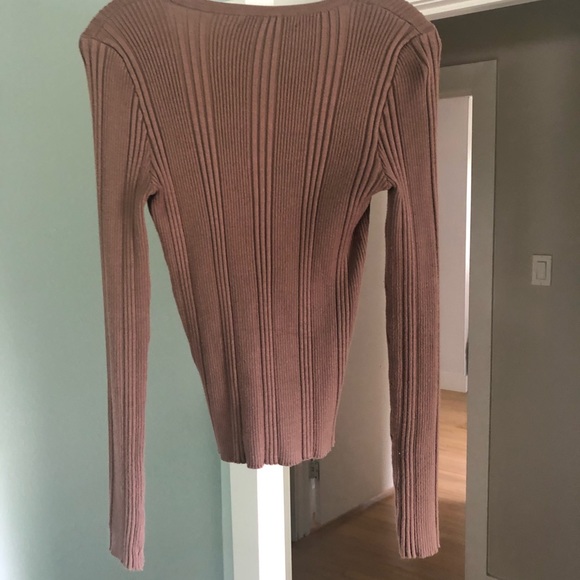 SOLD Forever 21 long sleeve top - Picture 2 of 3